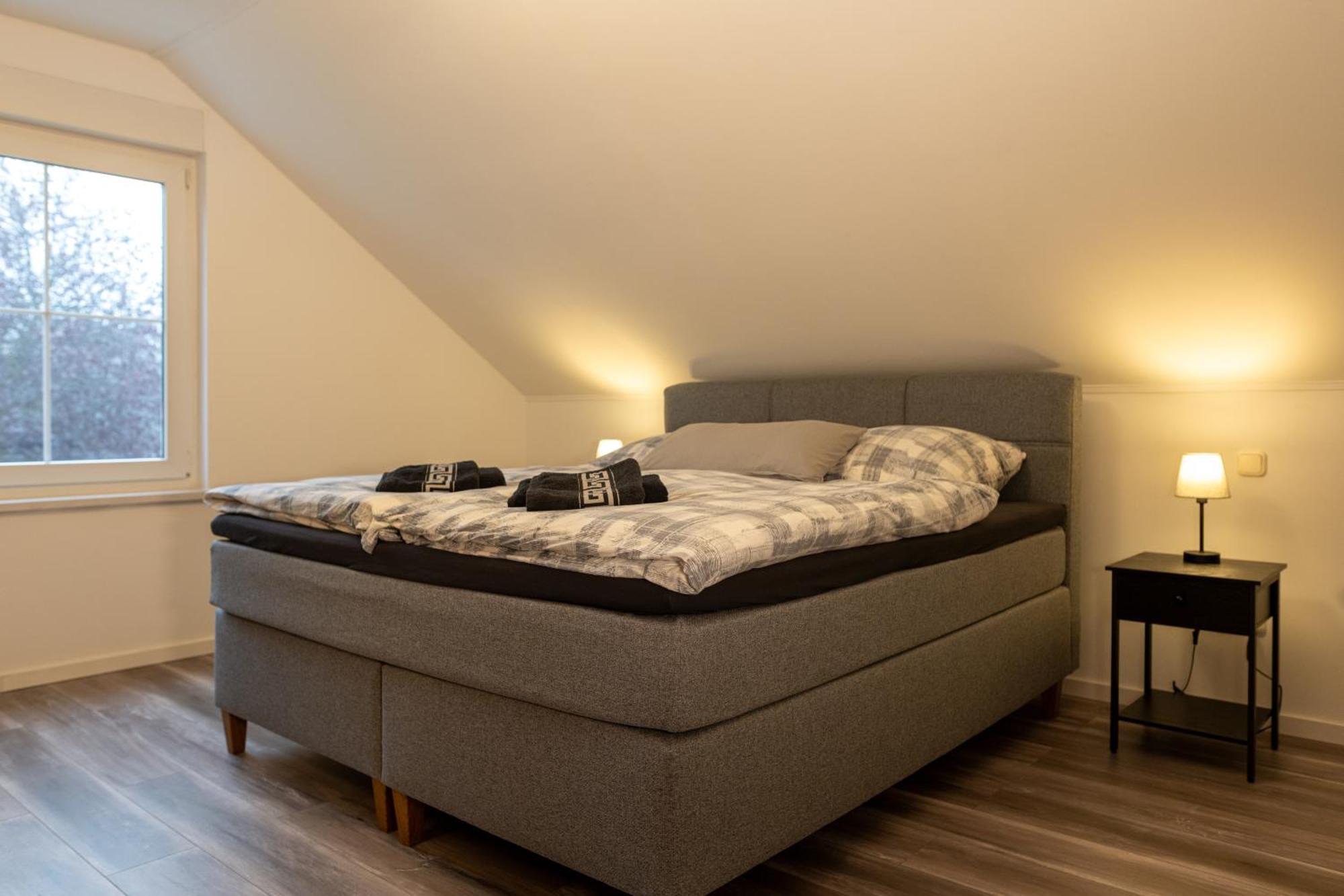 Ganzes Ferienhaus In Leipzig Mit Garage Und Fussbodenheizung Exterior foto