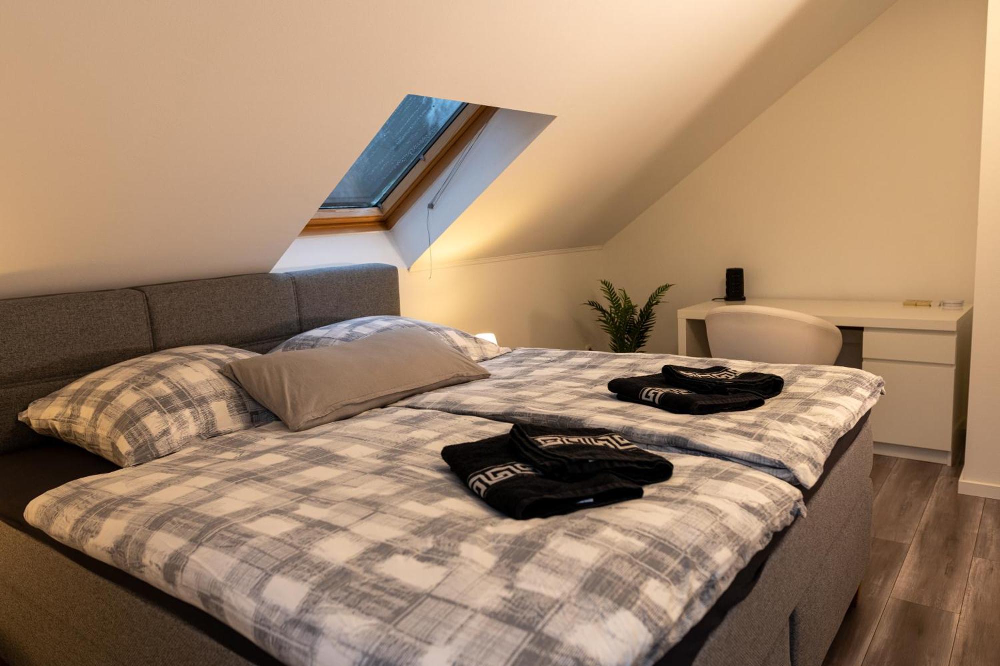 Ganzes Ferienhaus In Leipzig Mit Garage Und Fussbodenheizung Exterior foto
