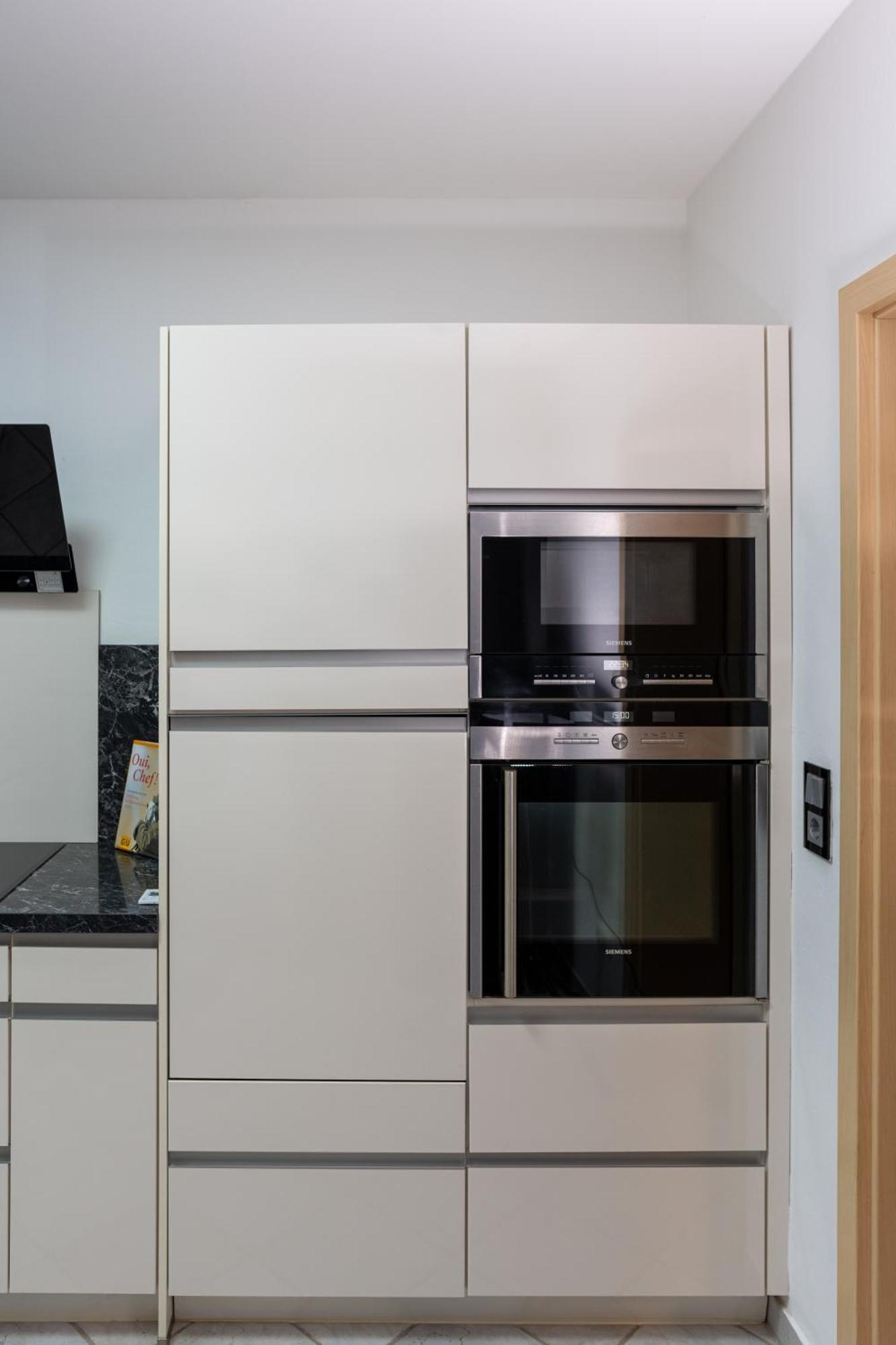 Ganzes Ferienhaus In Leipzig Mit Garage Und Fussbodenheizung Exterior foto